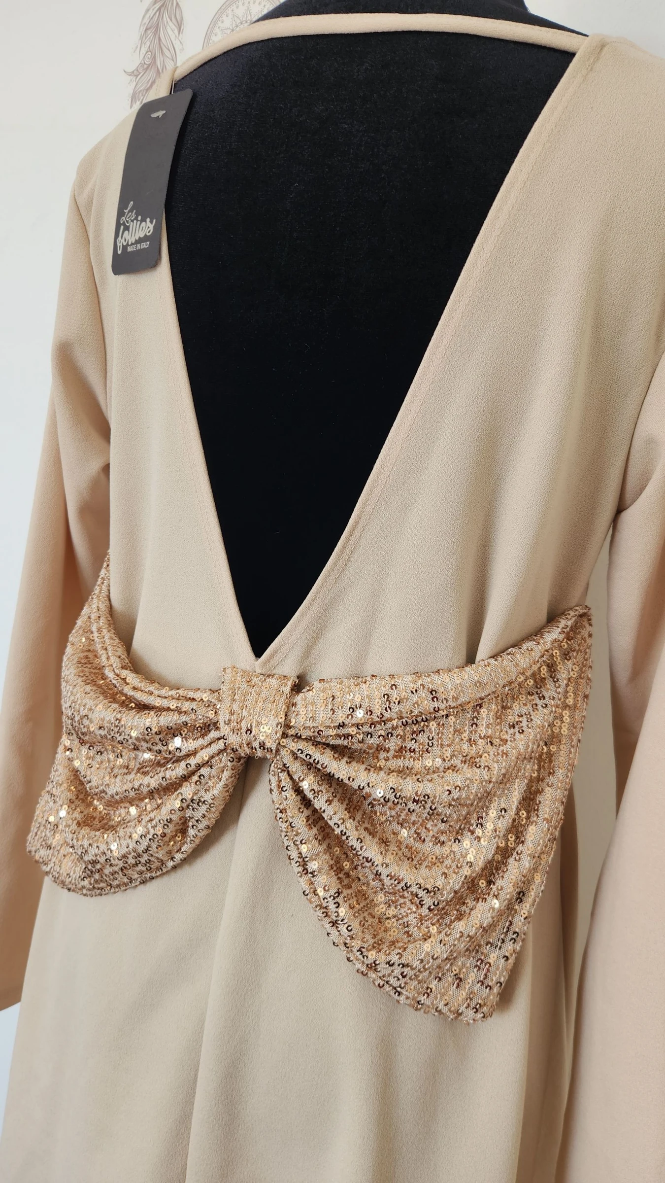 Blote rug jurk met gouden paillettenknoop met sequins ●ONE SIZE●🌸 – photo 7